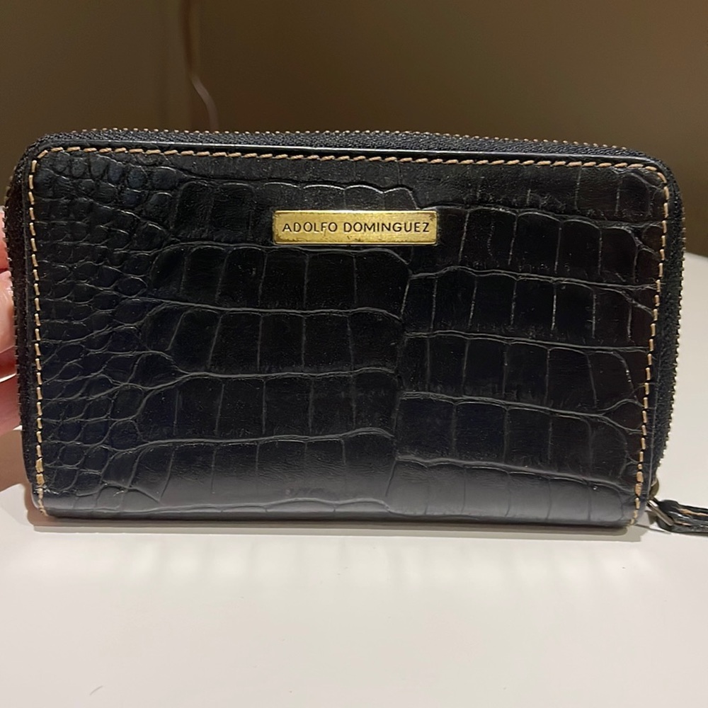 Adolfo Domínguez Wallet